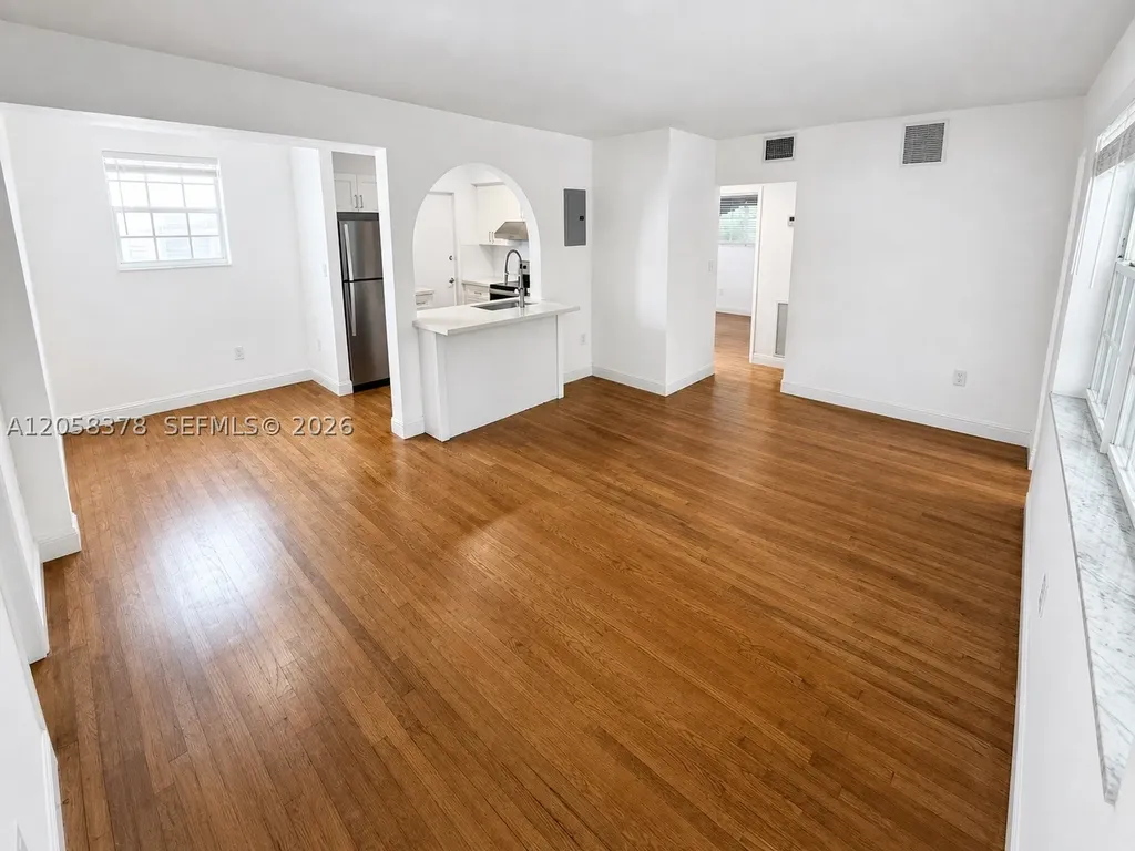 1561 West Avenue Miami Beach FL 33139