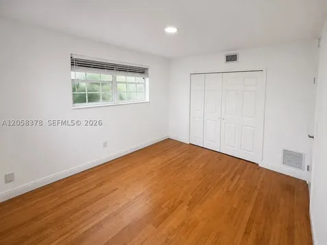 1561 West Avenue Miami Beach FL 33139