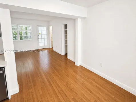 1561 West Avenue Miami Beach FL 33139