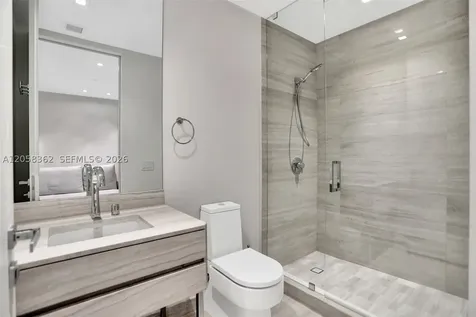 18975 Collins Avenue Sunny Isles Beach FL 33160
