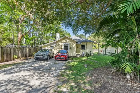 8701 NE 8th Court Miami FL 33138
