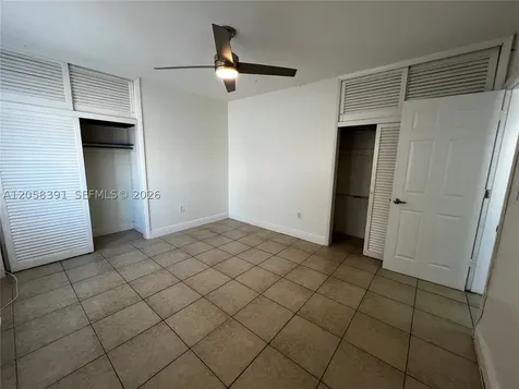 2072 NE 169th Street North Miami Beach FL 33162