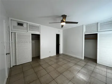 2072 NE 169th Street North Miami Beach FL 33162