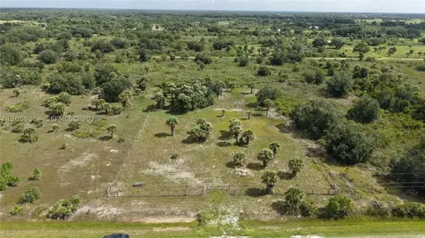 14773 NW 280th Okeechobee FL 34972