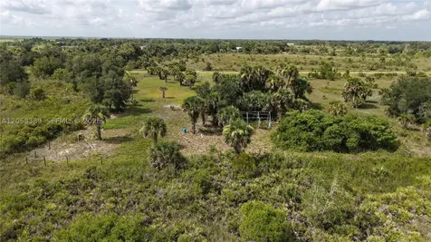 14773 NW 280th Okeechobee FL 34972