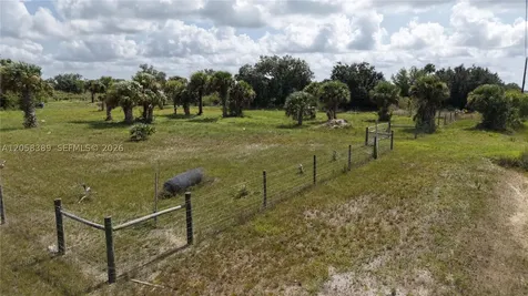 14773 NW 280th Okeechobee FL 34972