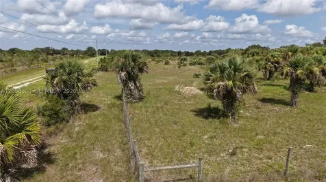 14773 NW 280th Okeechobee FL 34972