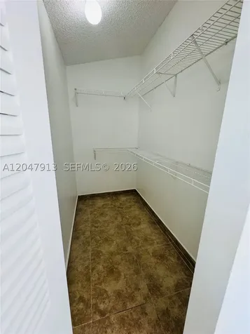 6245 Kendale Lakes Circle Miami FL 33183