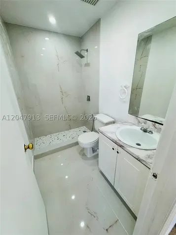 6245 Kendale Lakes Circle Miami FL 33183