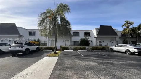 807 NE 27th Avenue Hallandale Beach FL 33009