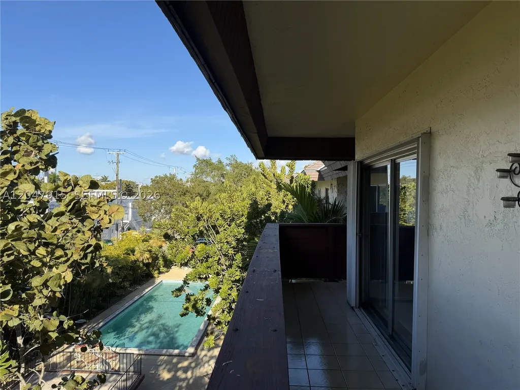 1205 Mariposa Avenue Coral Gables FL 33146