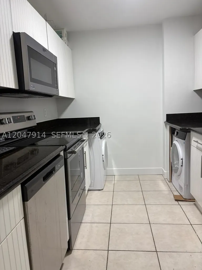 2080 Greenview Shores Boulevard Wellington FL 33414