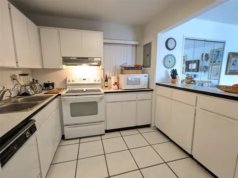 9140 Fontainebleau Boulevard Miami FL 33172