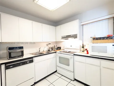 9140 Fontainebleau Boulevard Miami FL 33172