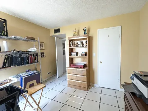 9140 Fontainebleau Boulevard Miami FL 33172