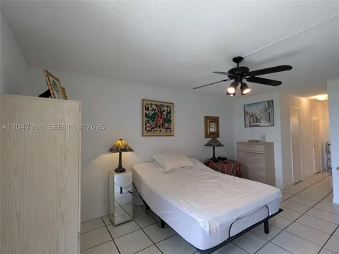 9140 Fontainebleau Boulevard Miami FL 33172