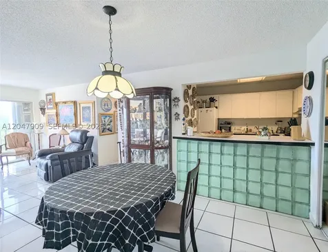 9140 Fontainebleau Boulevard Miami FL 33172