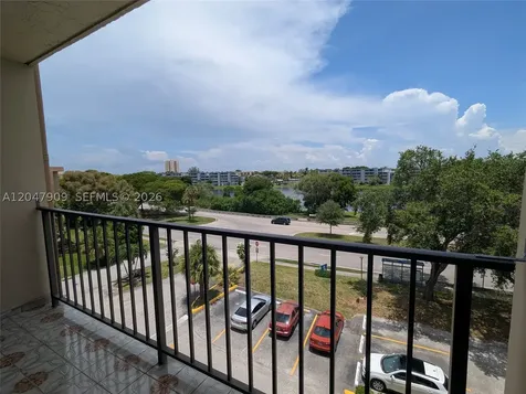 9140 Fontainebleau Boulevard Miami FL 33172