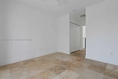 7004 NE 5th Avenue Miami FL 33138