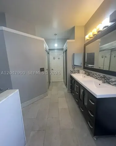 10644 Edinburgh Street Cooper City FL 33026