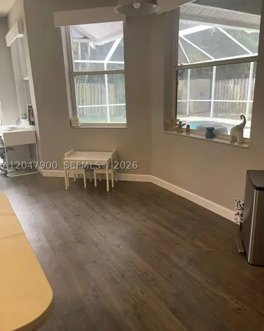 10644 Edinburgh Street Cooper City FL 33026