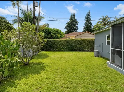 432 NW 103rd Street Miami FL 33150