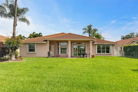 18500 SW 7th Street Pembroke Pines FL 33029