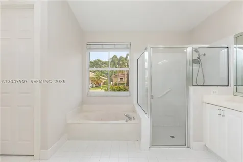 18500 SW 7th Street Pembroke Pines FL 33029