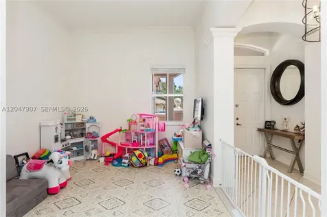 18500 SW 7th Street Pembroke Pines FL 33029