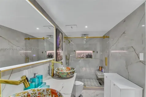 6575 SW 39th Terrace Miami FL 33155