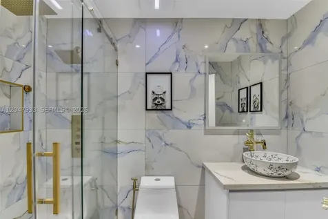 6575 SW 39th Terrace Miami FL 33155