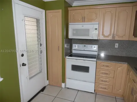 1501 NE 191st Street Miami FL 33179