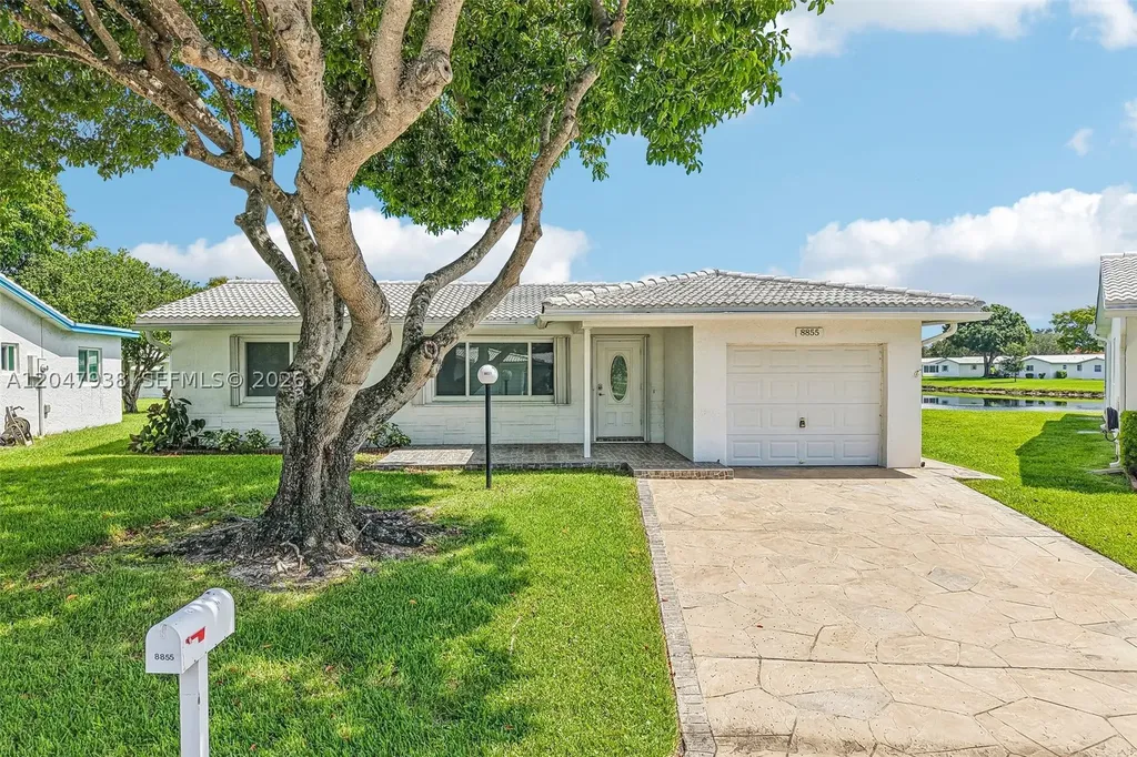 8855 NW 10th Place Plantation FL 33322