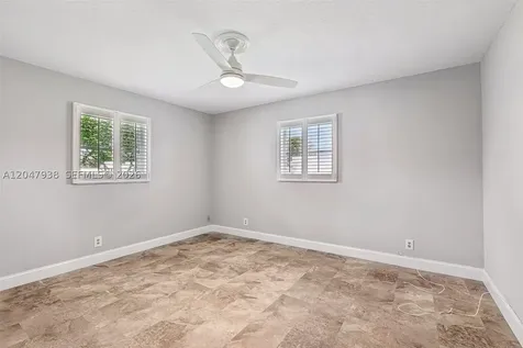 8855 NW 10th Place Plantation FL 33322
