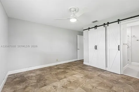 8855 NW 10th Place Plantation FL 33322