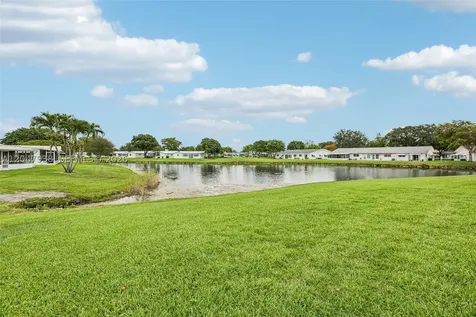 8855 NW 10th Place Plantation FL 33322