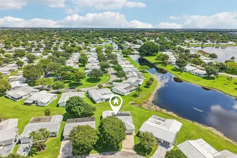 8855 NW 10th Place Plantation FL 33322