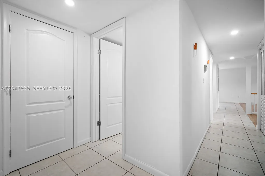1891 N 61st Avenue Hollywood FL 33024