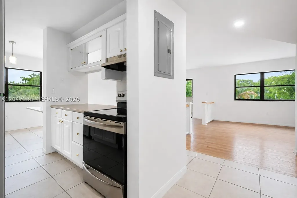 1891 N 61st Avenue Hollywood FL 33024