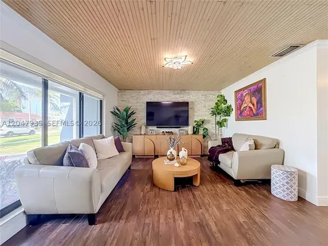 11541 NW 31st Place Sunrise FL 33323
