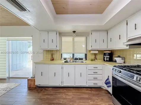 11541 NW 31st Place Sunrise FL 33323