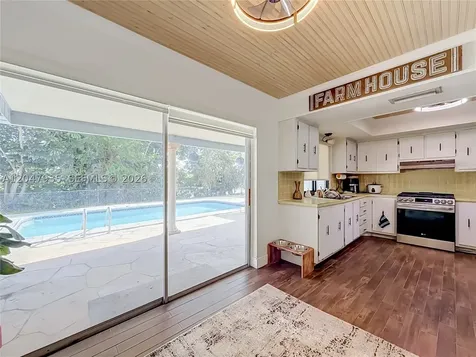 11541 NW 31st Place Sunrise FL 33323