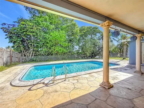 11541 NW 31st Place Sunrise FL 33323