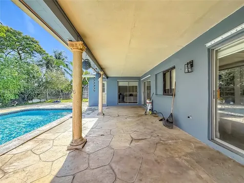 11541 NW 31st Place Sunrise FL 33323