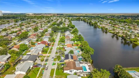 11541 NW 31st Place Sunrise FL 33323