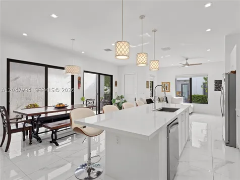 4388 NW 81st Avenue Doral FL 33166
