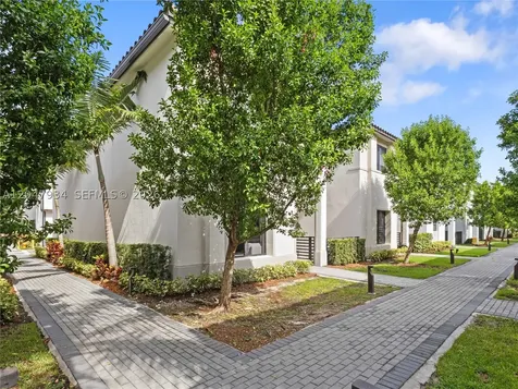 4388 NW 81st Avenue Doral FL 33166