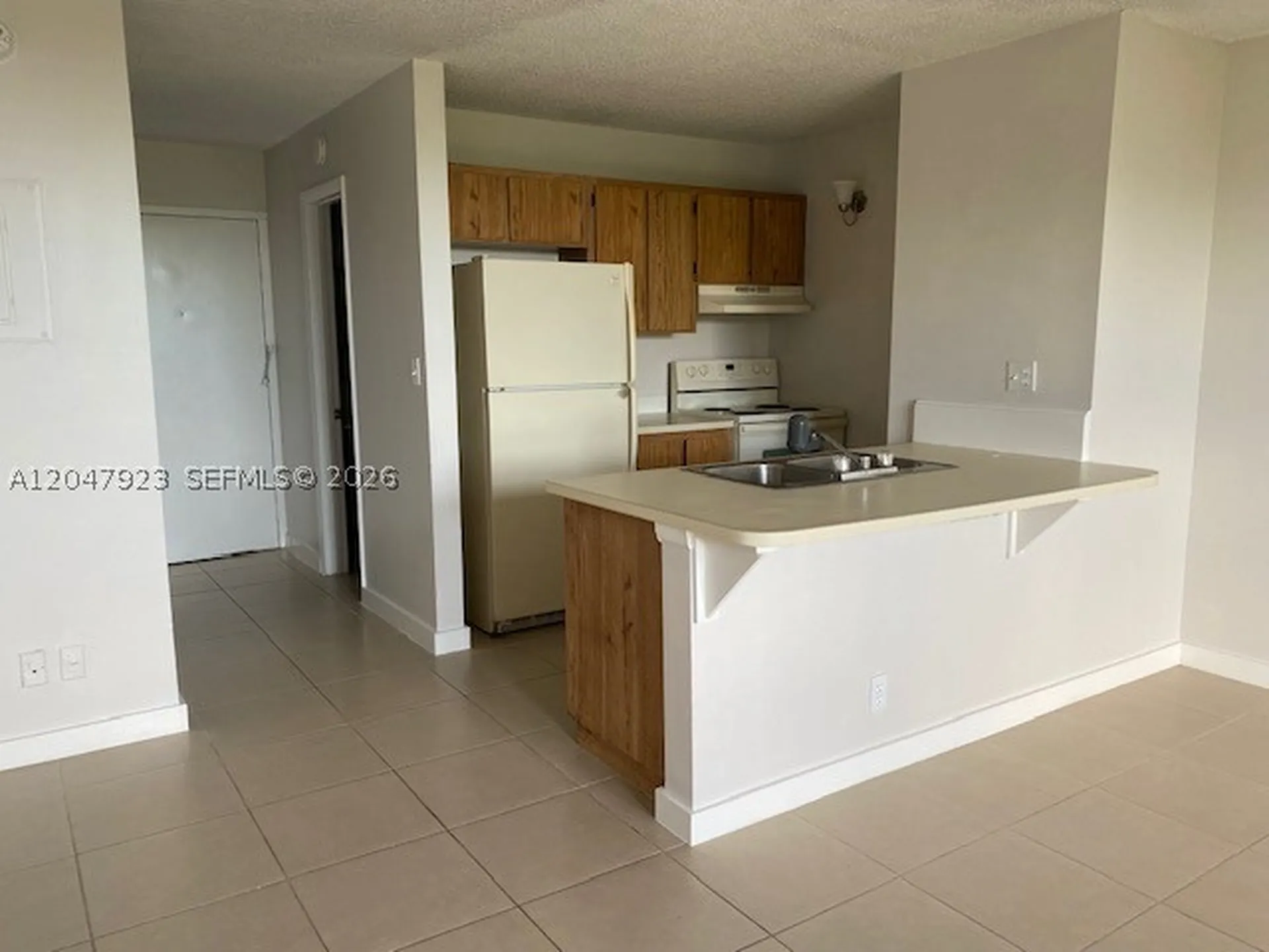 2701 Riverside Drive Coral Springs FL 33065