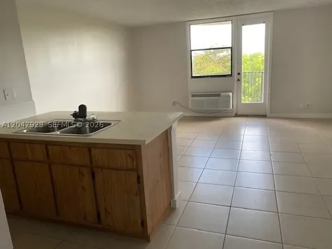 2701 Riverside Drive Coral Springs FL 33065