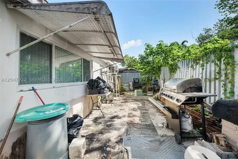 5800 SW 20th Street Miami FL 33155